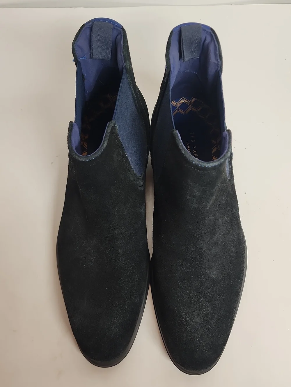 Ted Baker London Navy Sz EU40.5/US7.5 Suede Pull On Quality Trendy Chukka Boots
